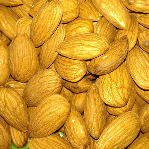Vayalveli-Dryfruits-Almonds-Badam